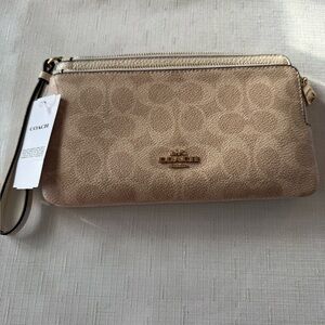 Coach Signature Beige Wristlet Clutch/wallet